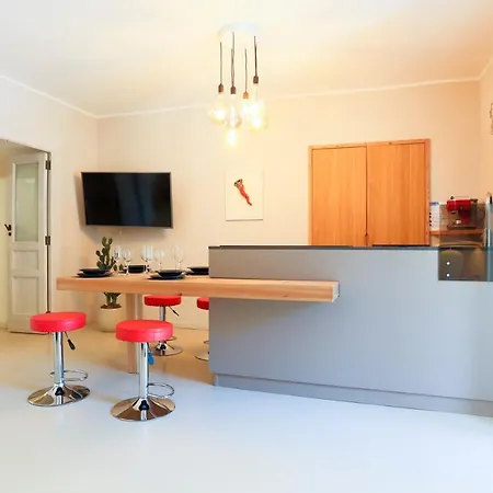 Apartment Guesthost - Fate Foria Style House